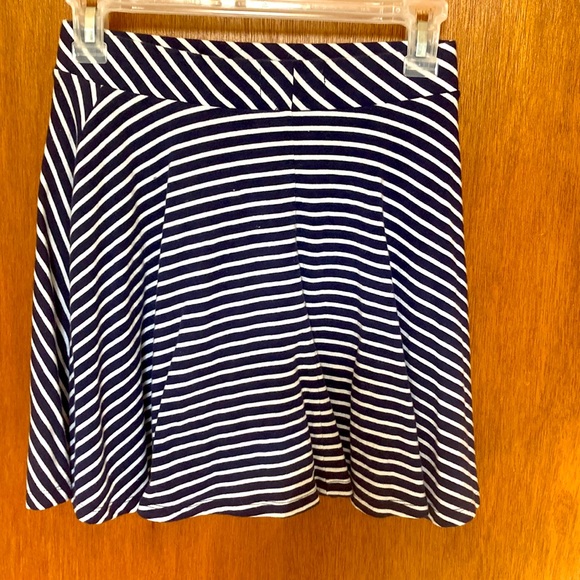SO Striped Skirt - Medium - Picture 2 of 5